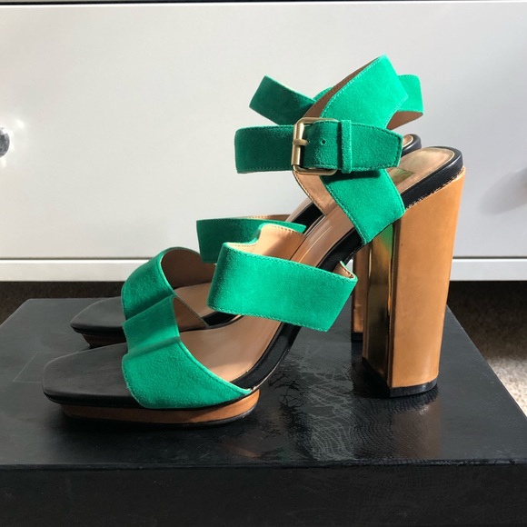 Green strappy Dolce Vita Heels 💚 - Picture 3 of 6
